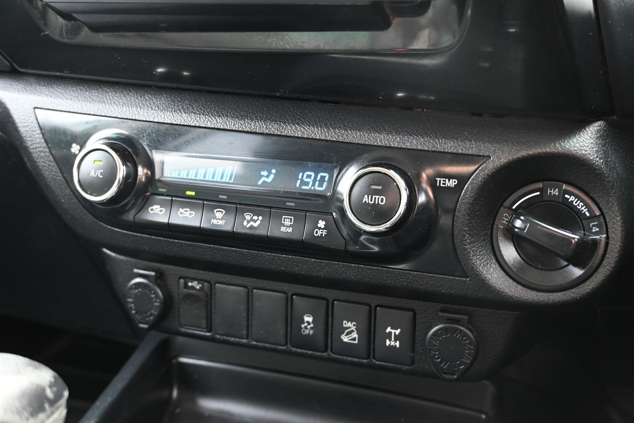 2017 Toyota Hilux