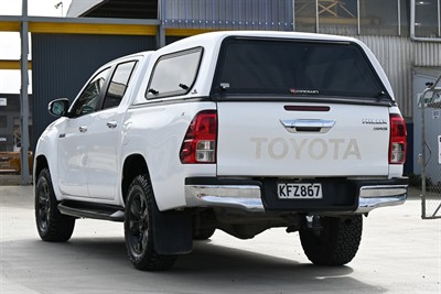 2017 Toyota Hilux - Thumbnail