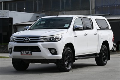 2017 Toyota Hilux - Thumbnail