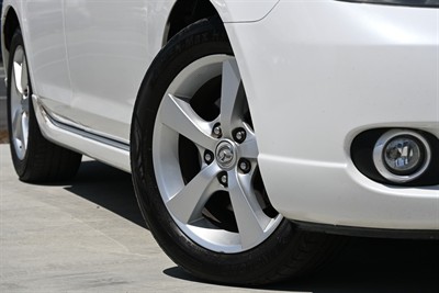 2005 Mazda Axela - Thumbnail