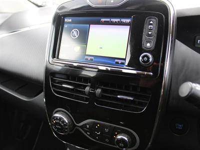 2018 Renault Zoe - Thumbnail