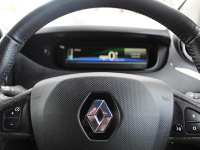 2018 Renault Zoe - Thumbnail