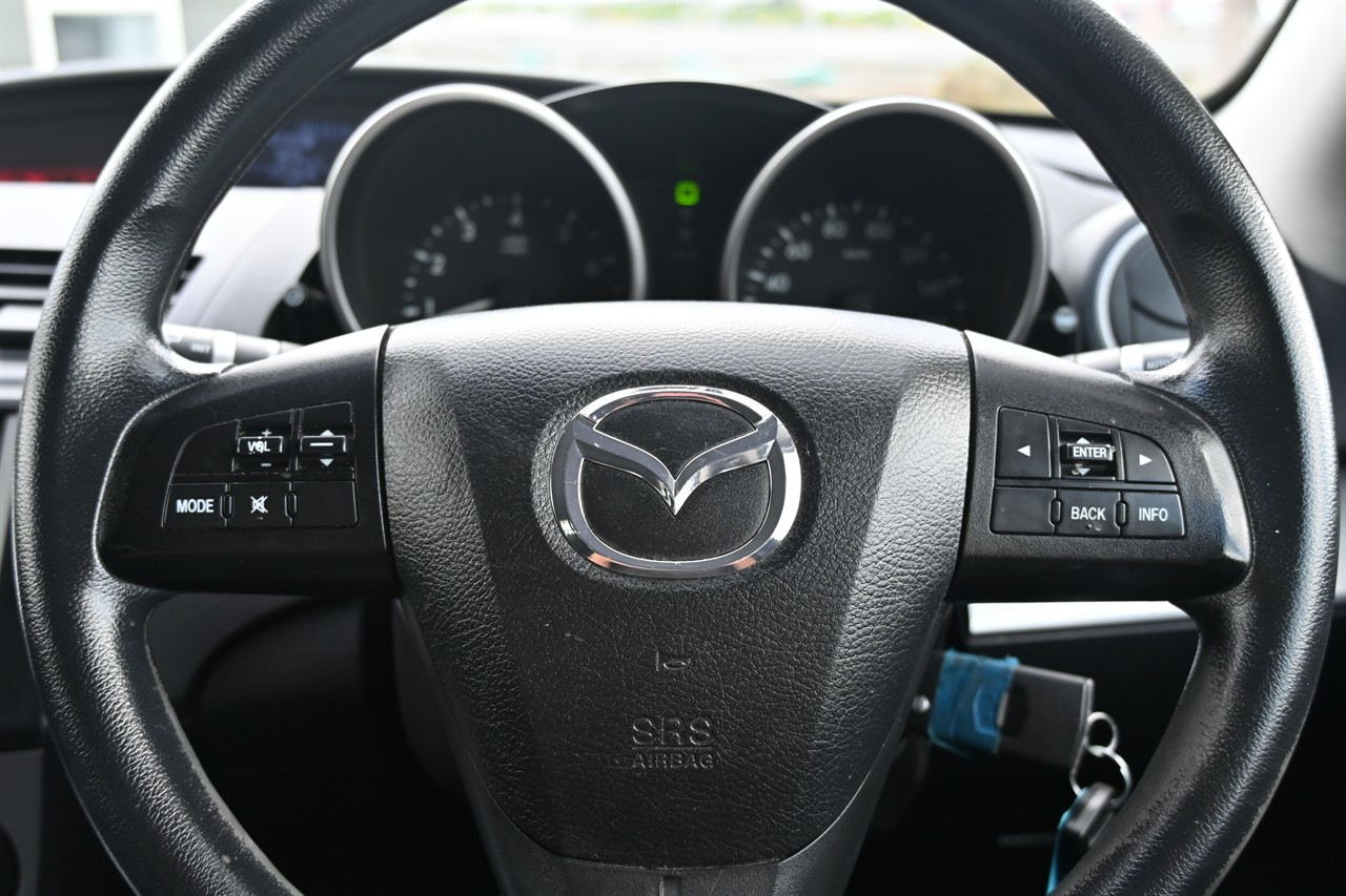 2010 Mazda Axela