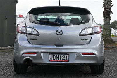 2010 Mazda Axela - Thumbnail