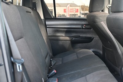 2017 Toyota Hilux - Thumbnail