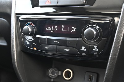2015 Suzuki Vitara - Thumbnail