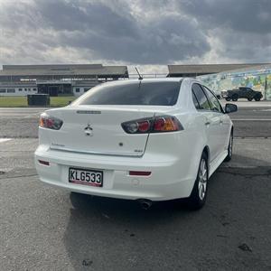 2017 Mitsubishi Lancer - Thumbnail