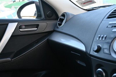 2010 Mazda 3 - Thumbnail