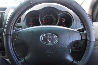 2005 Toyota Hilux - Thumbnail