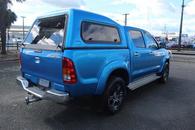 2005 Toyota Hilux - Thumbnail