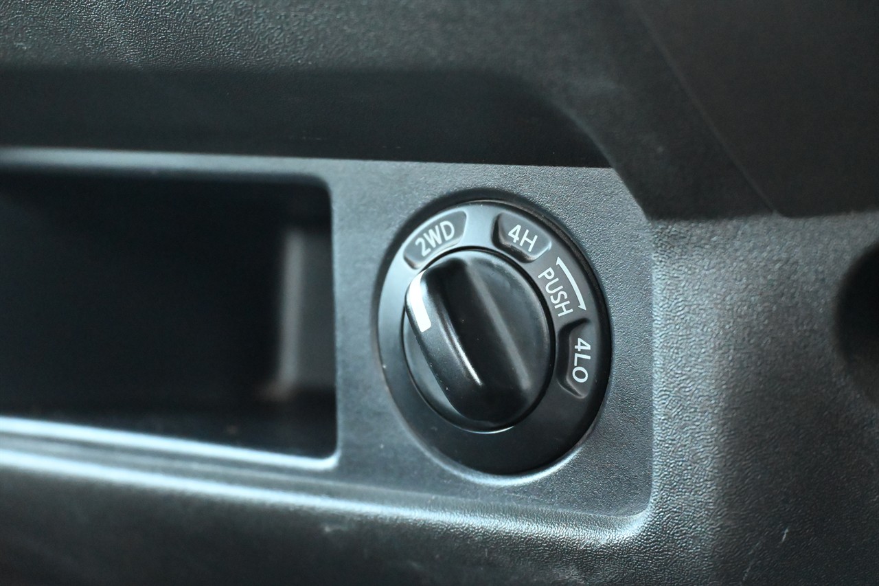 2010 Nissan Navara