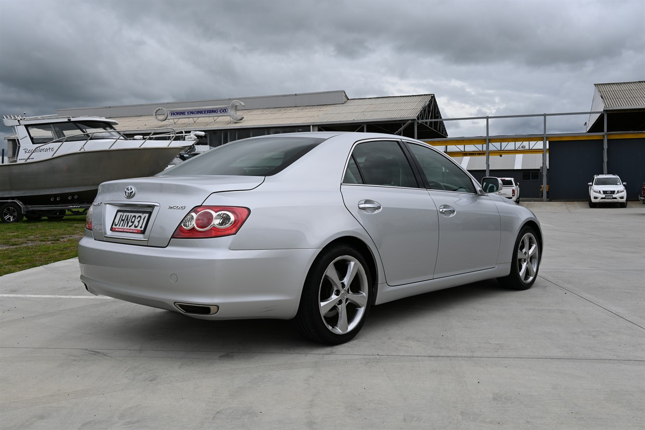 2007 Toyota Markx