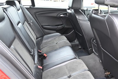 2015 Holden Commodore - Thumbnail