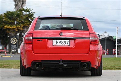 2015 Holden Commodore - Thumbnail