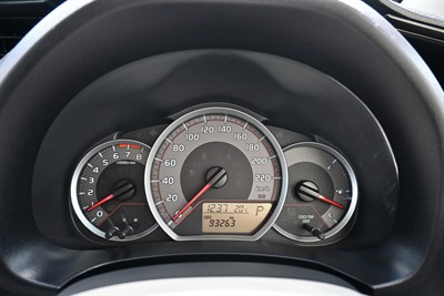 2016 Toyota Yaris - Thumbnail