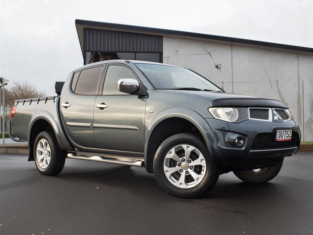 2011 Mitsubishi Triton