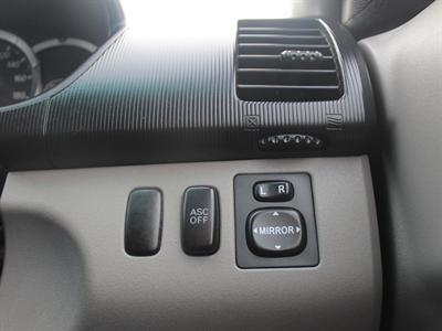 2011 Mitsubishi Triton - Thumbnail
