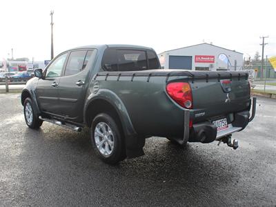 2011 Mitsubishi Triton - Thumbnail