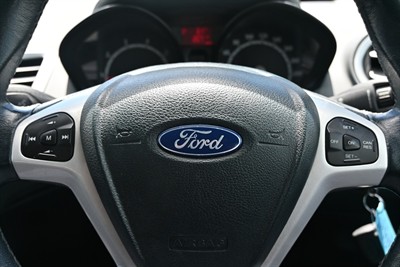 2011 Ford Fiesta - Thumbnail