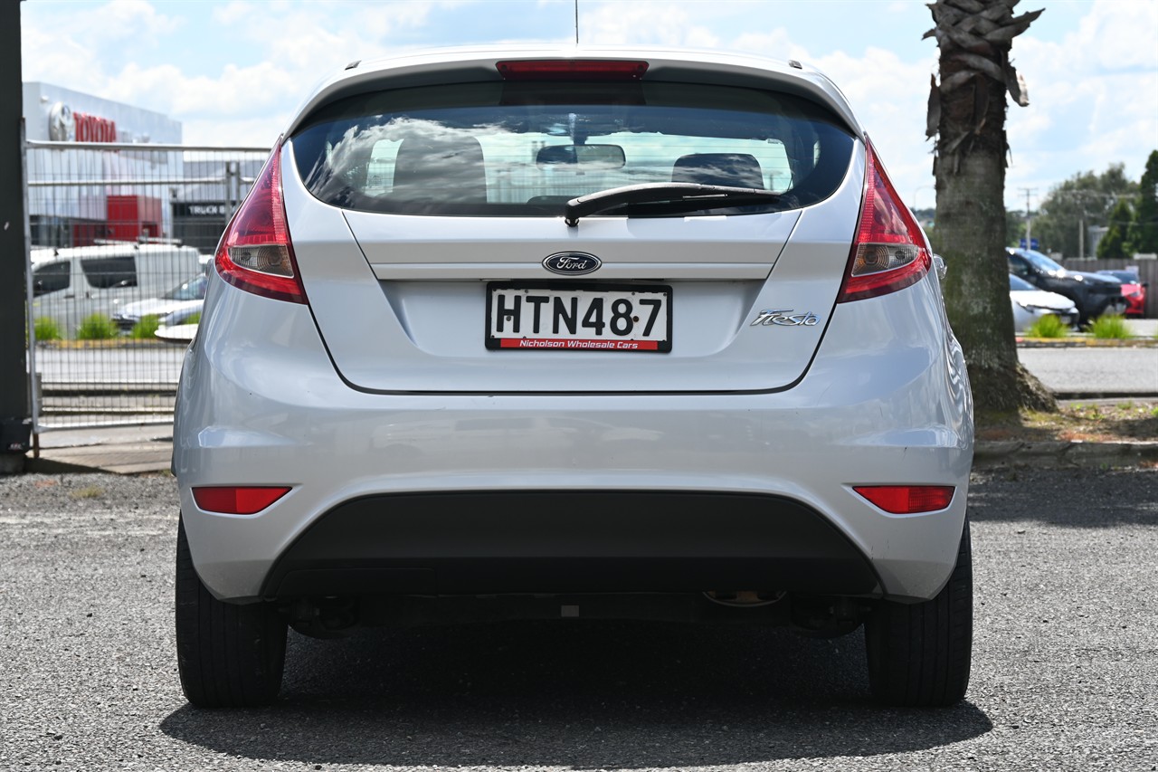 2011 Ford Fiesta
