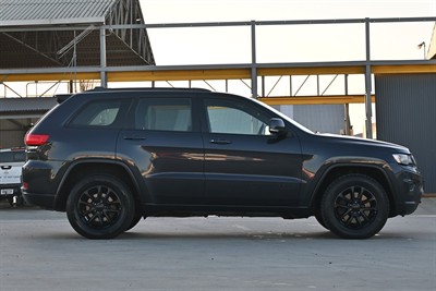 2014 Jeep Grand Cherokee - Thumbnail