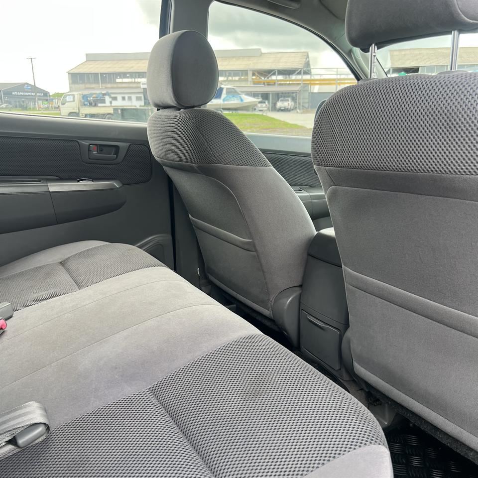 2005 Toyota Hilux