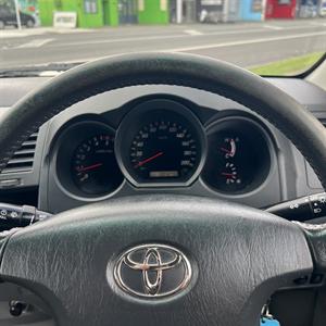 2005 Toyota Hilux - Thumbnail