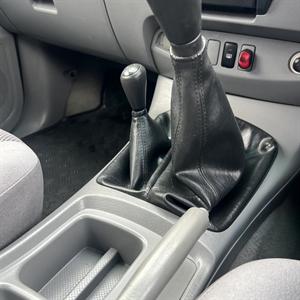 2005 Toyota Hilux - Thumbnail