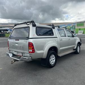 2005 Toyota Hilux - Thumbnail