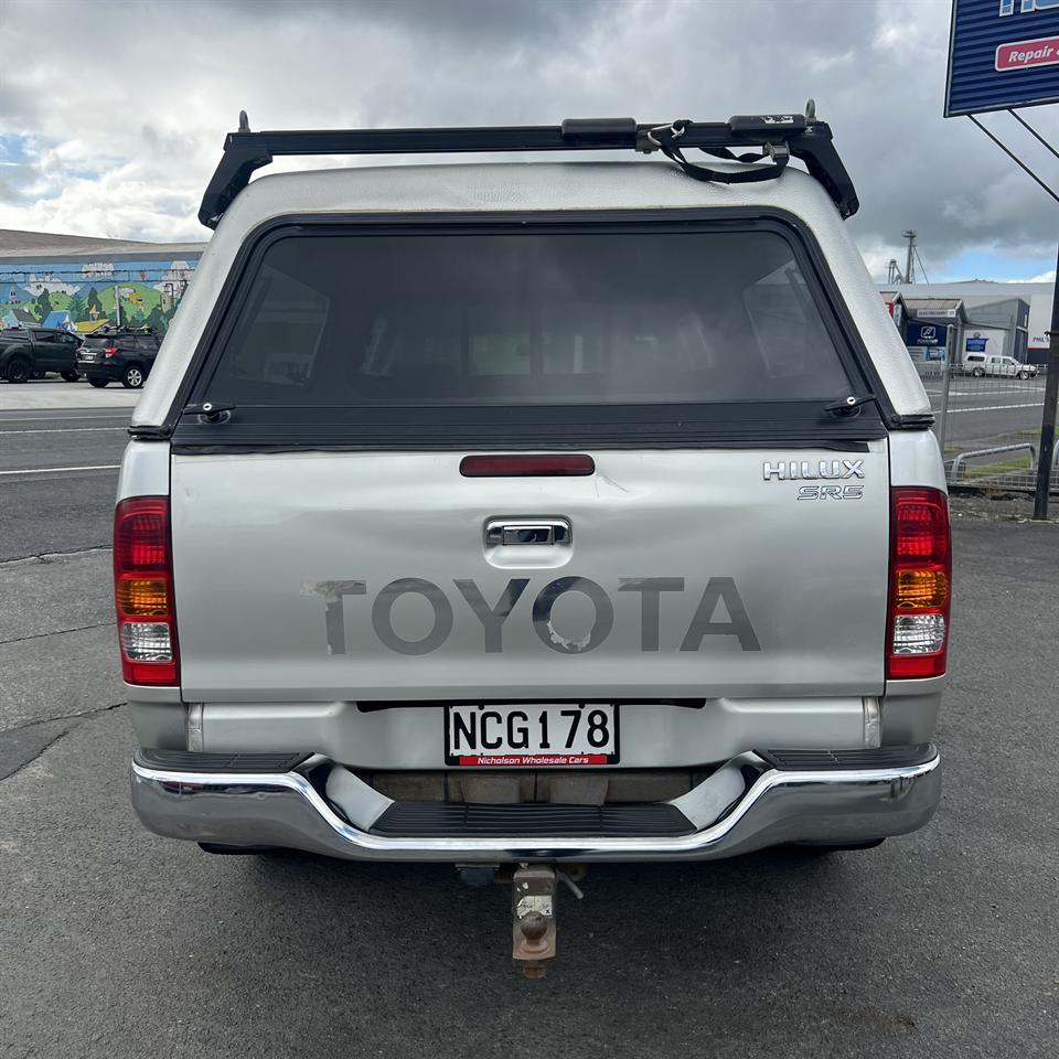 2005 Toyota Hilux