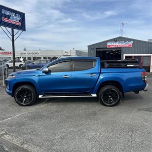2020 Mitsubishi Triton - Thumbnail