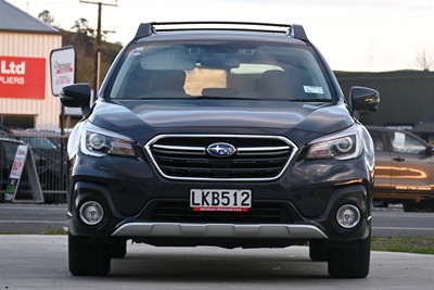 2018 Subaru Outback - Thumbnail