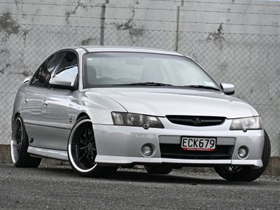 2004 Holden Commodore