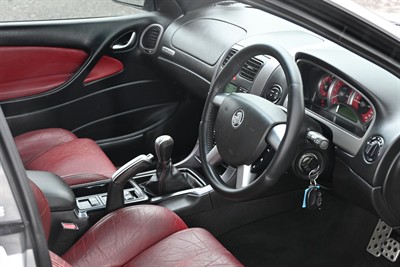 2004 Holden Commodore - Thumbnail