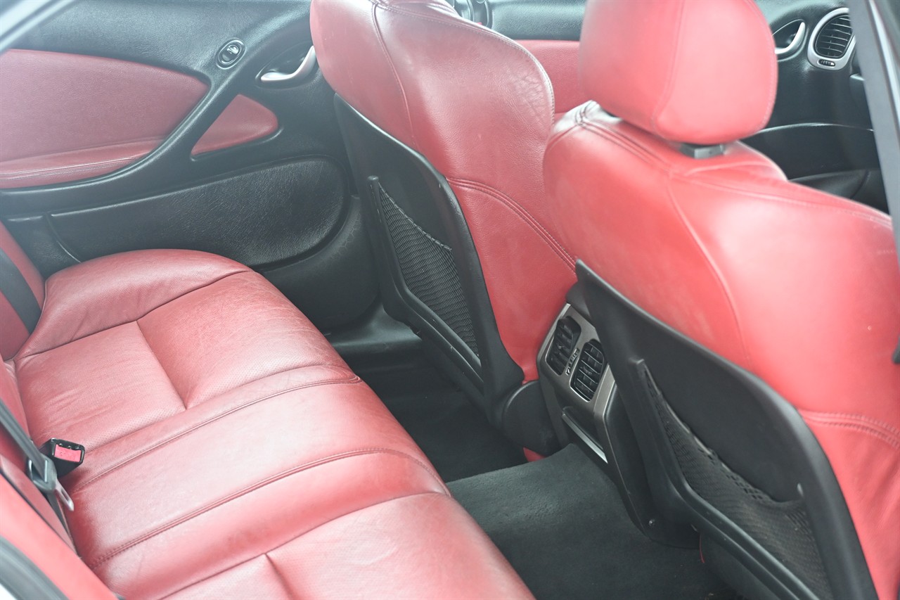 2004 Holden Commodore