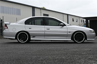 2004 Holden Commodore - Thumbnail