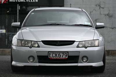 2004 Holden Commodore - Thumbnail