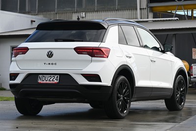 2020 Volkswagen T-Roc - Thumbnail