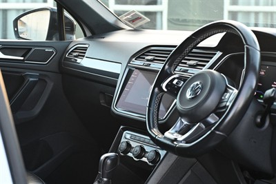 2019 Volkswagen Tiguan - Thumbnail