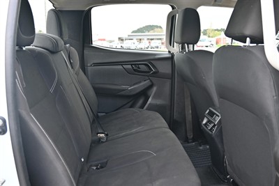2021 Isuzu D-Max - Thumbnail