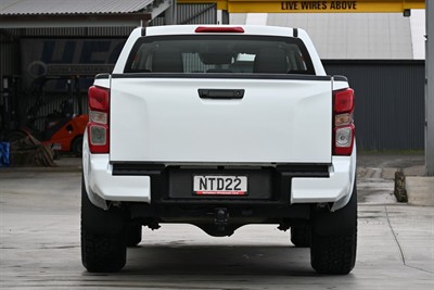 2021 Isuzu D-Max - Thumbnail