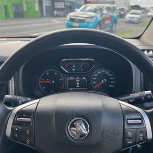 2017 Holden Colorado - Thumbnail