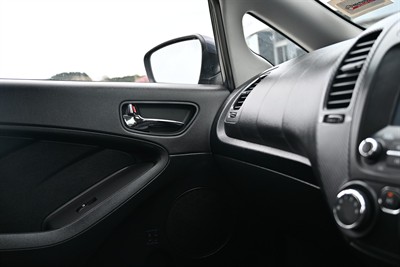 2016 Kia Cerato - Thumbnail