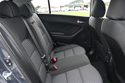 2016 Kia Cerato - Thumbnail