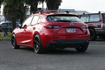 2015 Mazda 3 - Thumbnail