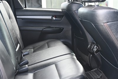 2022 Toyota Hilux - Thumbnail