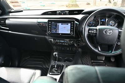 2022 Toyota Hilux - Thumbnail