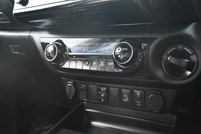 2022 Toyota Hilux - Thumbnail