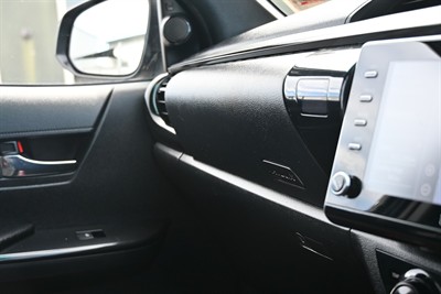 2022 Toyota Hilux - Thumbnail