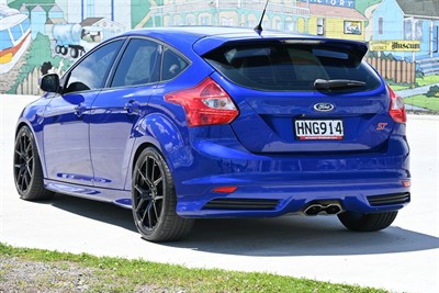 2012 Ford Focus - Thumbnail